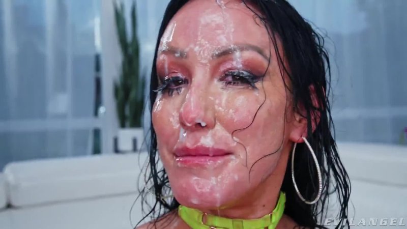 Kinky Lea in monster cock deepthroat — leaked deepthroat video
