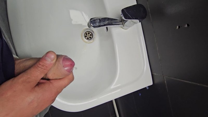 dog fist aid with Alexis Duval — fist tube video